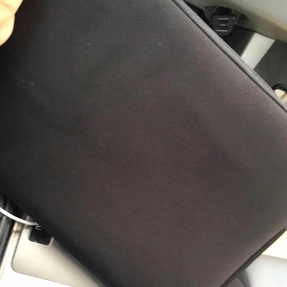 SwissGear table case/ sleeve